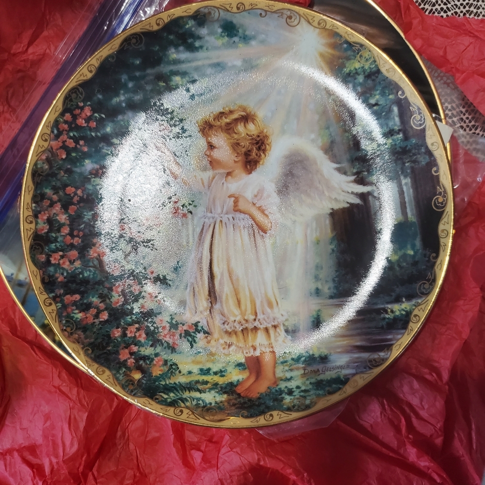Collectable plates